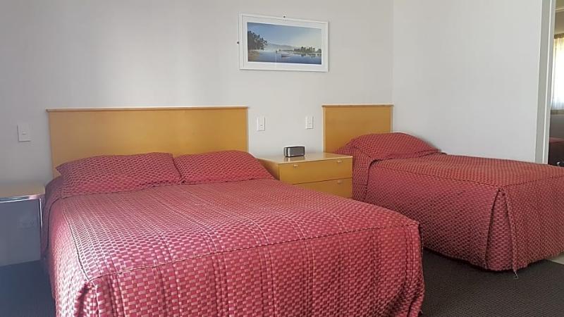 Apollo Lodge - Free Parking Уелингтън Екстериор снимка